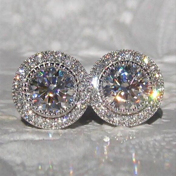 🆕 Stunning Round 3.00ctw Halo Diamond Earring Studs, 925 Sterling Silver 🆕 - Picture 3 of 4